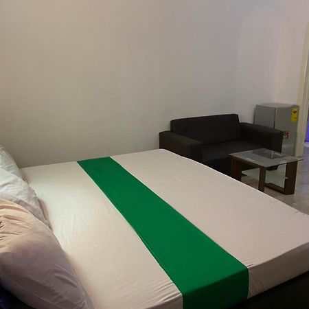 Hgl Guest House East Legon Kültér fotó