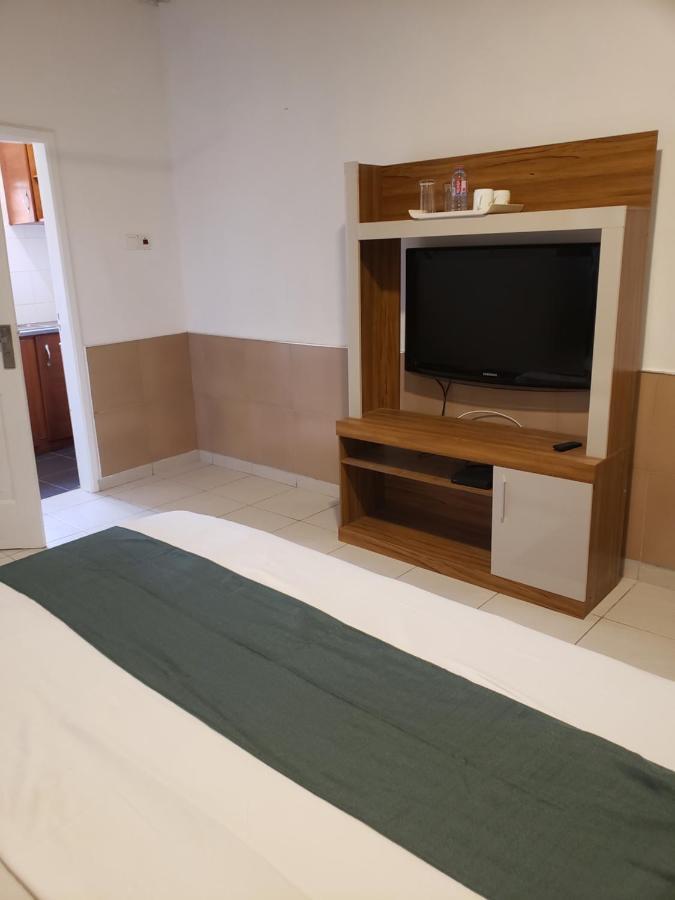 Hgl Guest House East Legon Kültér fotó